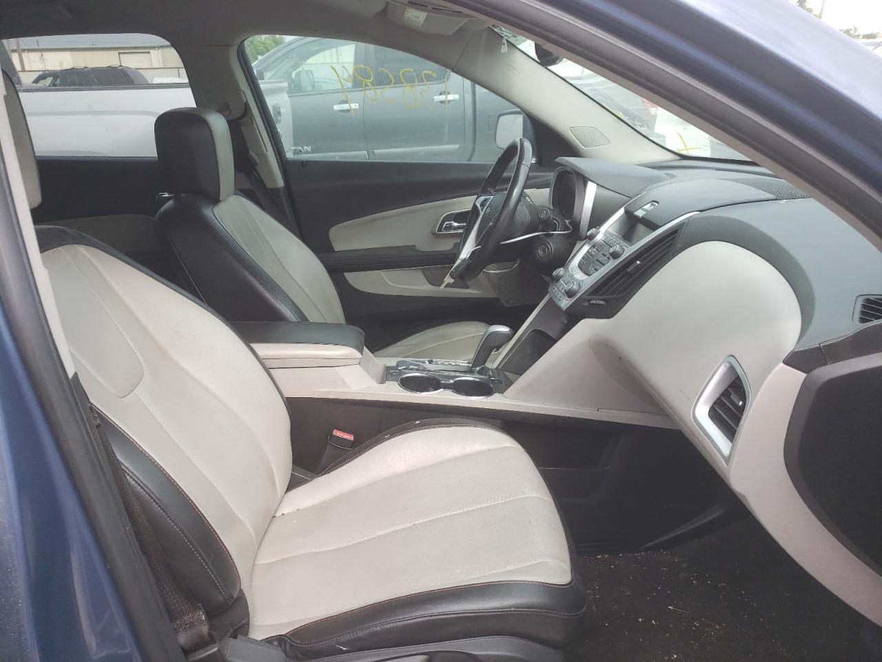 Photo 5 from auction – 2011 CHEVROLET EQUINOX LT with VIN 2CNALPEC7B6251966