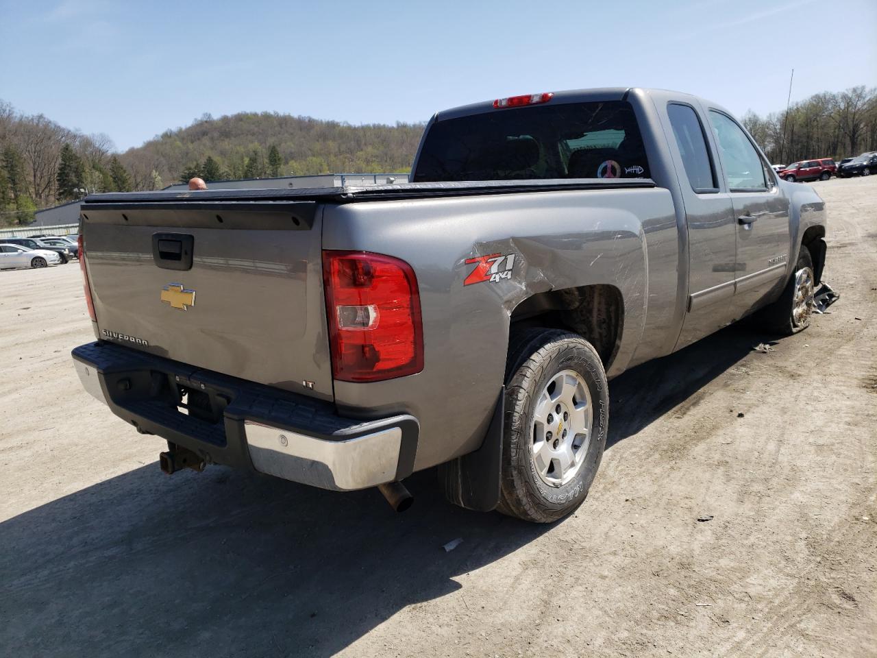Photo 4 from auction – 2013 CHEVROLET SILVERADO with VIN 1GCRKSE70DZ275078