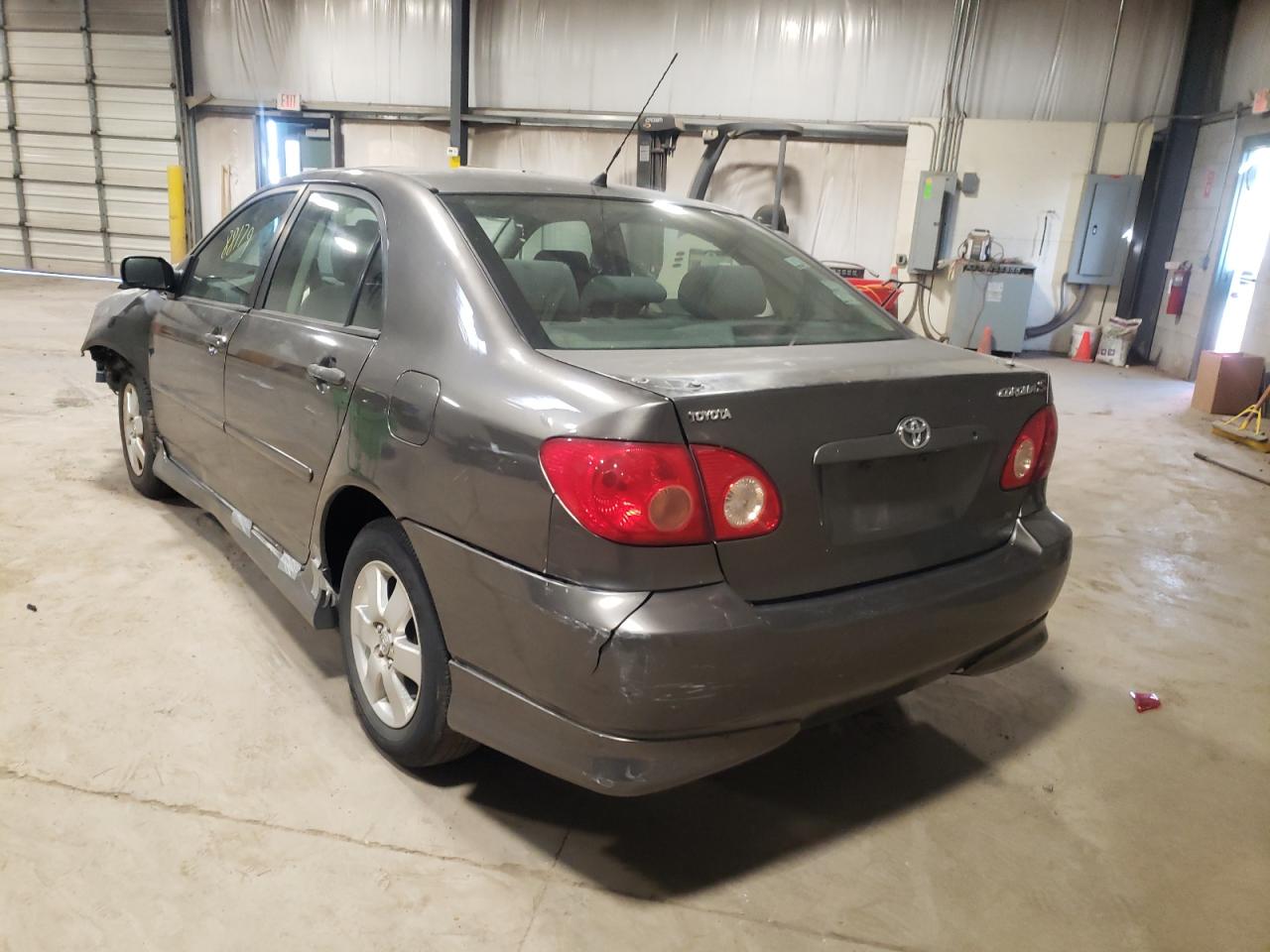 Photo 3 from auction – 2005 TOYOTA COROLLA CE with VIN 2T1BR32E85C370683