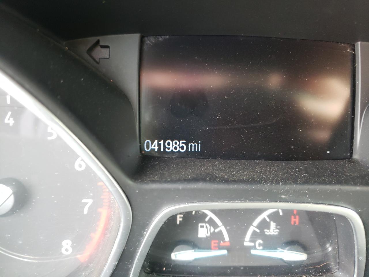 Photo 8 from auction – 2019 FORD ESCAPE SE with VIN 1FMCU9GD1KUA09540