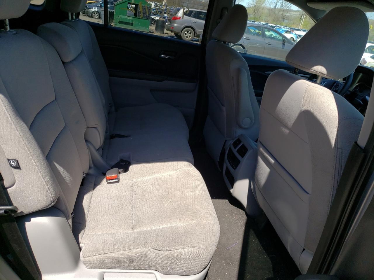 Photo 6 from auction – 2018 HONDA PILOT EX with VIN 5FNYF6H36JB029010