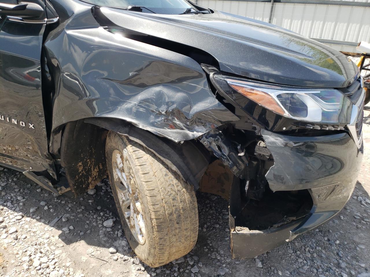 Photo 9 from auction – 2018 CHEVROLET EQUINOX LT with VIN 2GNAXJEV6J6276211