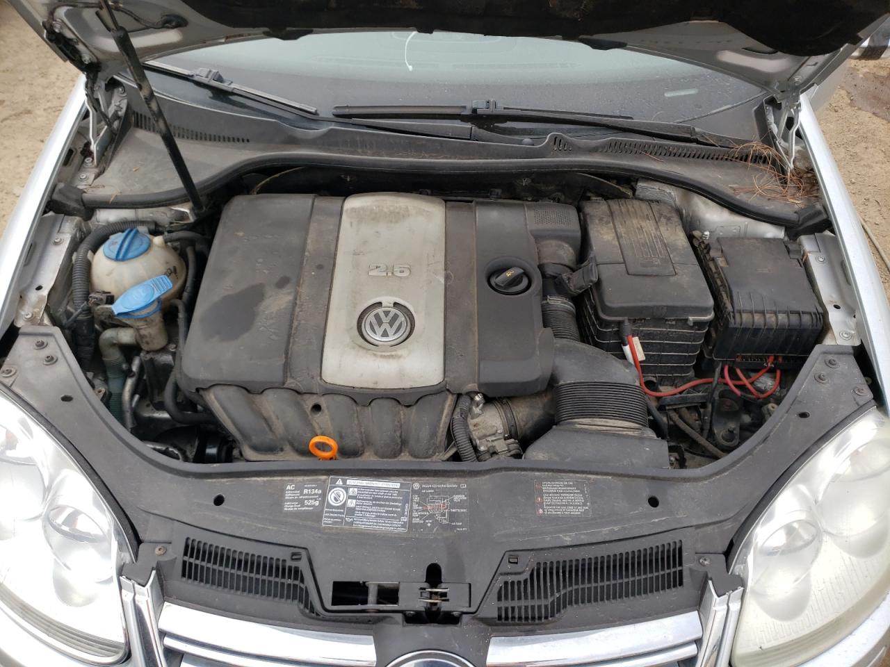 Photo 7 from auction – 2005 VOLKSWAGEN NEW JETTA with VIN 3VWSF71K15M622690