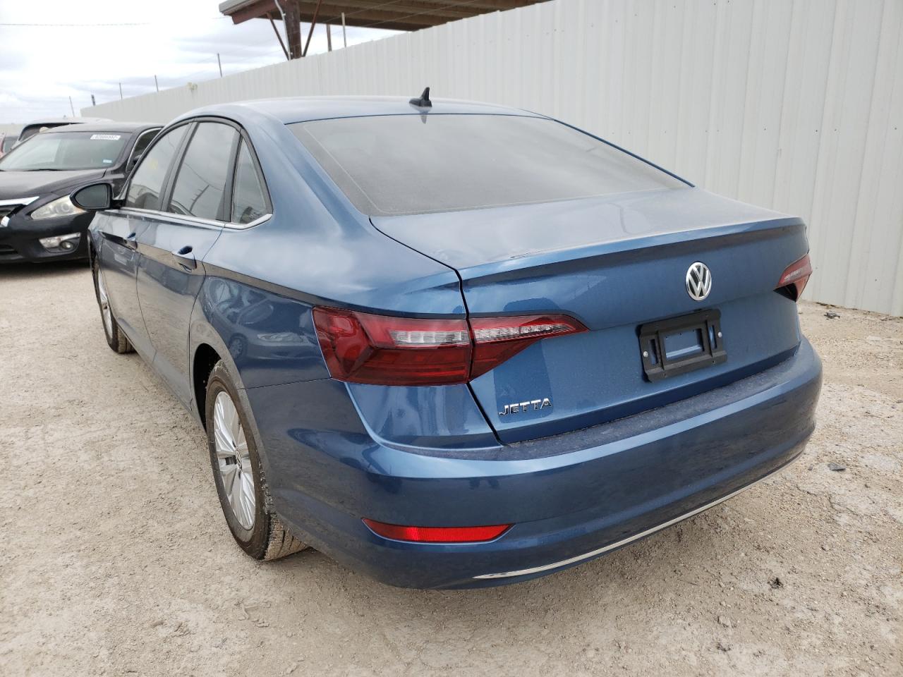 Photo 3 from auction – 2020 VOLKSWAGEN JETTA S with VIN 3VWCB7BU2LM077256