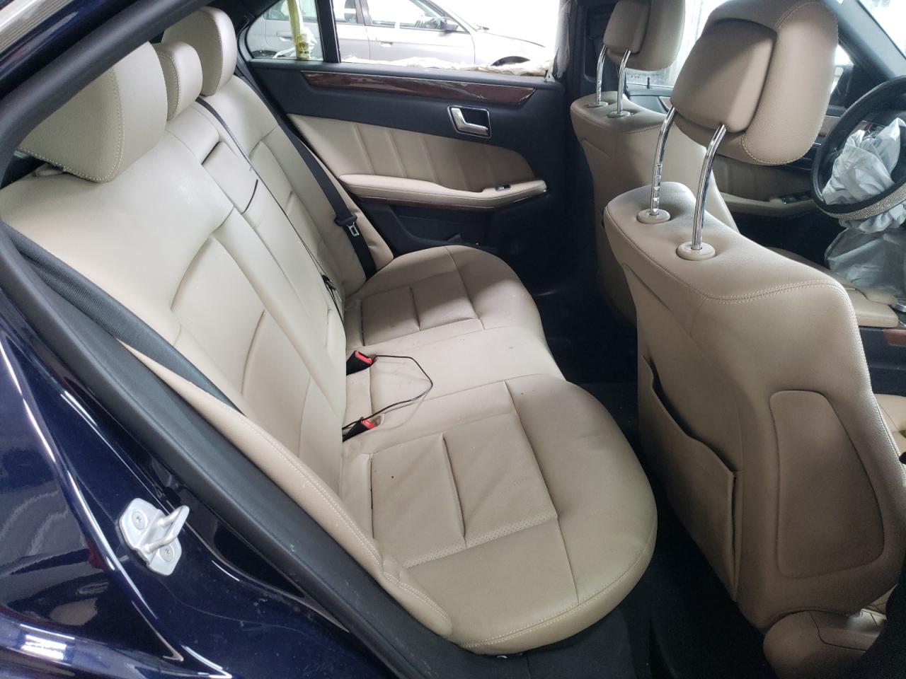 Photo 6 from auction – 2012 MERCEDES-BENZ E 350 4MAT with VIN WDDHF8JB6CA540747