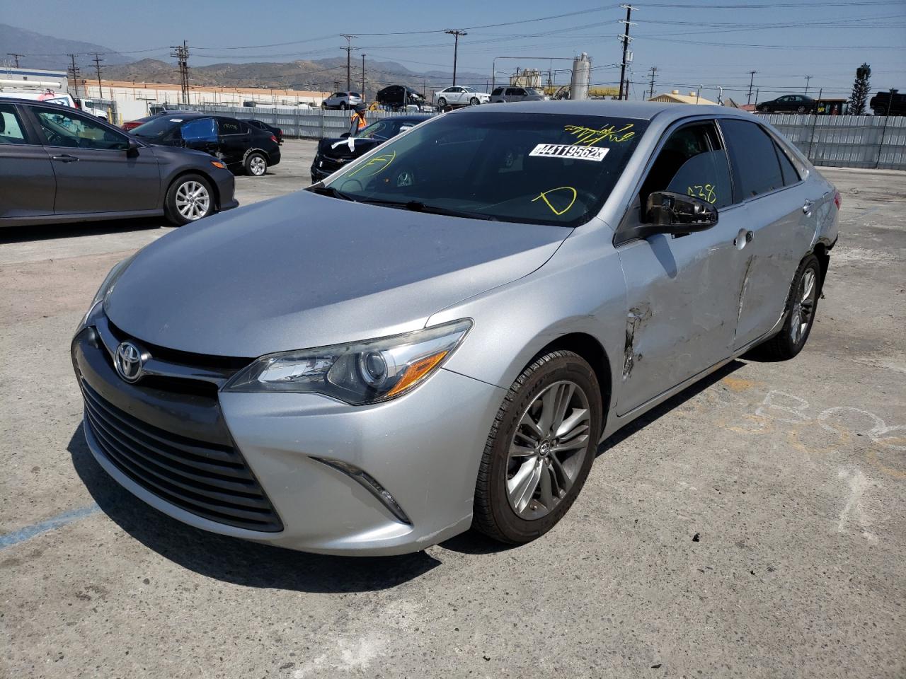 Photo 2 from auction – 2015 TOYOTA CAMRY LE with VIN 4T1BF1FK8FU878052