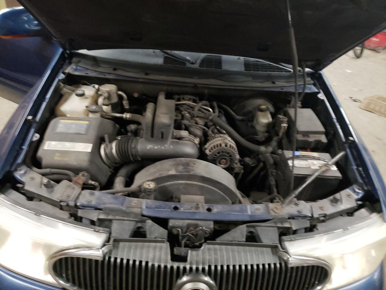Photo 7 from auction – 2005 BUICK RAINIER CX with VIN 5GAET13M852180956