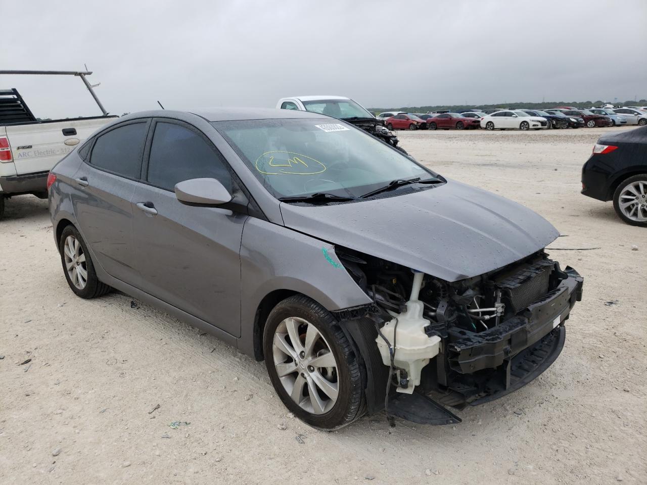 HYUNDAI ACCENT GLS 2014 with VIN KMHCU4AEXEU719223 - Photo from auction