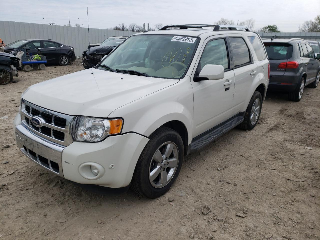 Zdjęcie 2 z aukcji – 2011 FORD ESCAPE LIM z VIN 1FMCU9EG5BKC36335