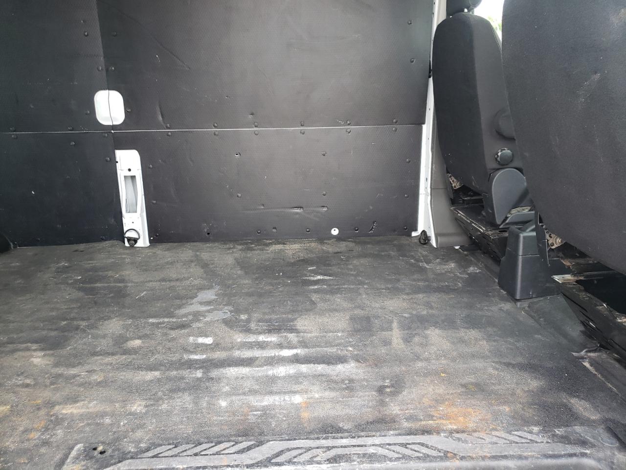 Photo 6 from auction – 2020 FORD TRANSIT T- with VIN 1FTBR1C80LKA06928