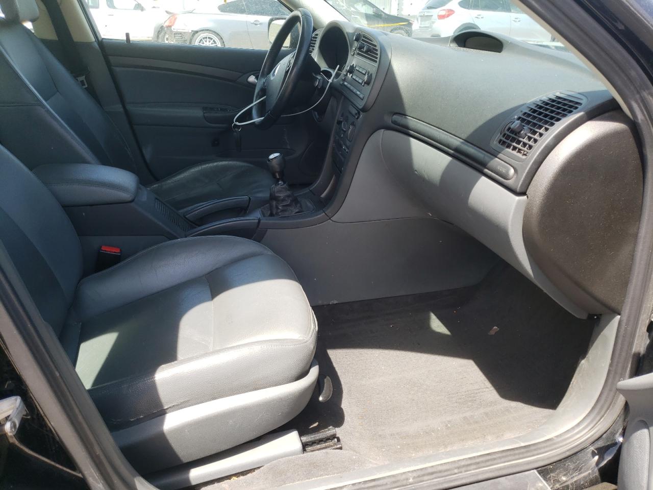 Photo 5 from auction – 2004 SAAB 9-3 LINEAR with VIN YS3FB45S641003015