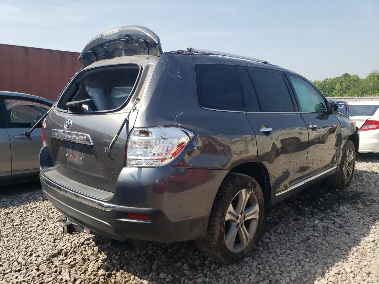 Photo 4 from auction – 2012 TOYOTA HIGHLANDER with VIN 5TDYK3EH7CS062882