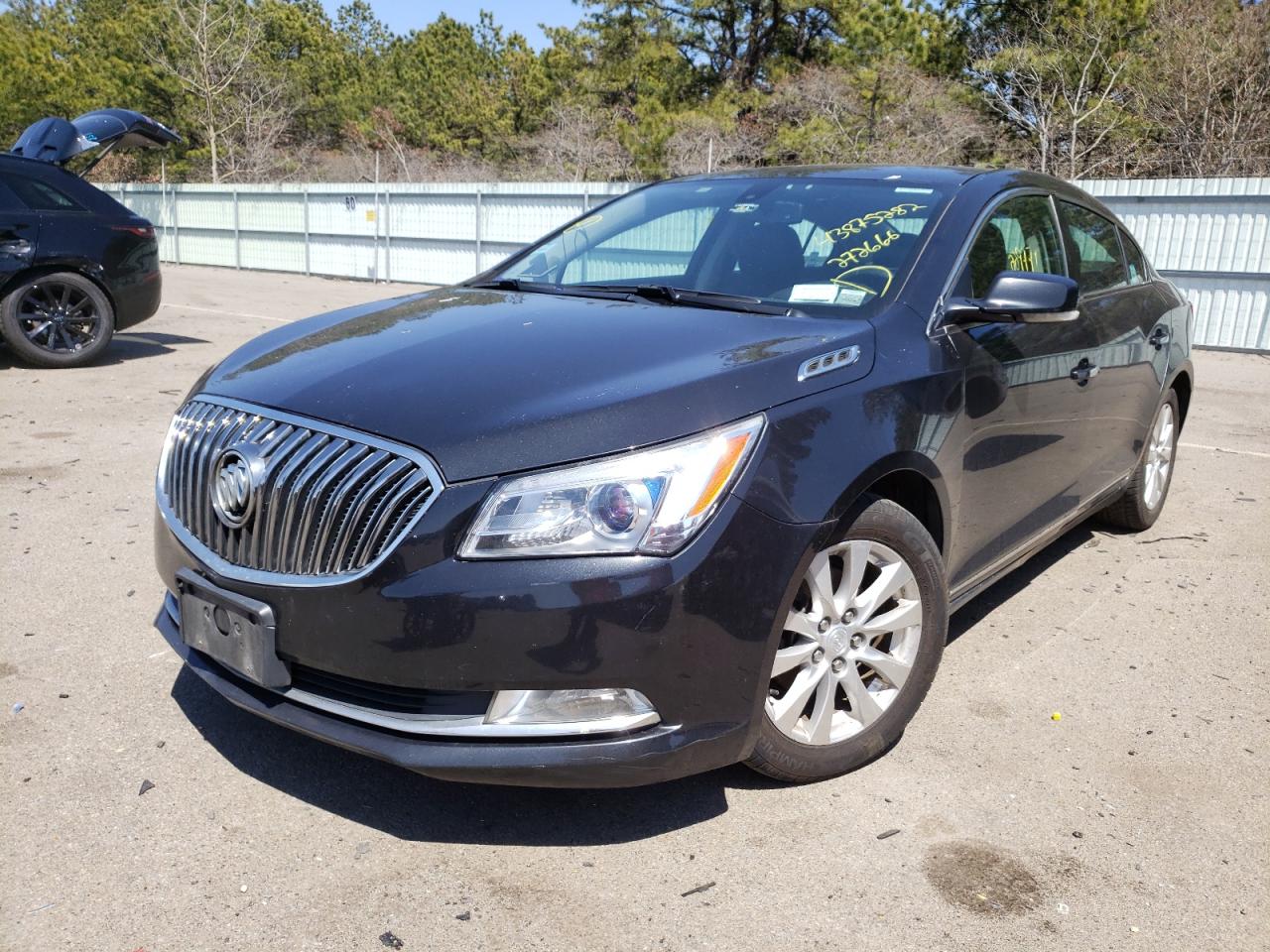 Photo 2 from auction – 2015 BUICK LACROSSE with VIN 1G4GB5GR3FF272666