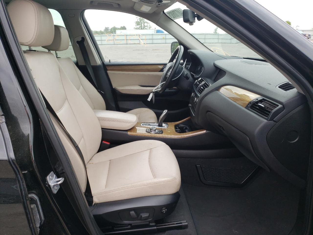 Photo 5 from auction – 2014 BMW X3 XDRIVE2 with VIN 5UXWX9C55E0D31196