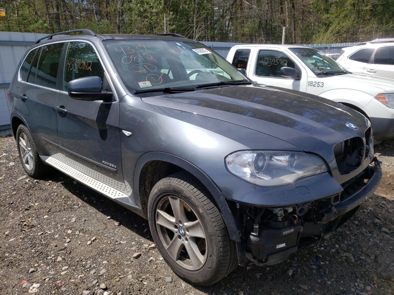 BMW X5 XDRIVE3 2013 with VIN 5UXZW0C5XD0B95156 - Photo from auction