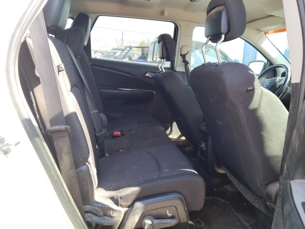 Photo 6 from auction – 2015 DODGE JOURNEY SE with VIN 3C4PDCAB8FT509950