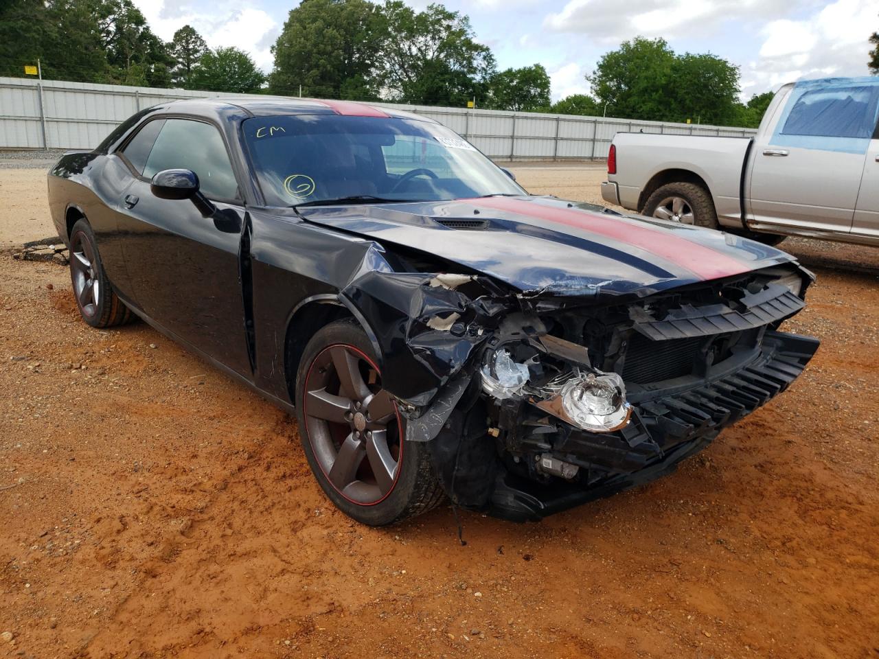 DODGE CHALLENGER 2013 with VIN 2C3CDYAG3DH665895 - Photo from auction