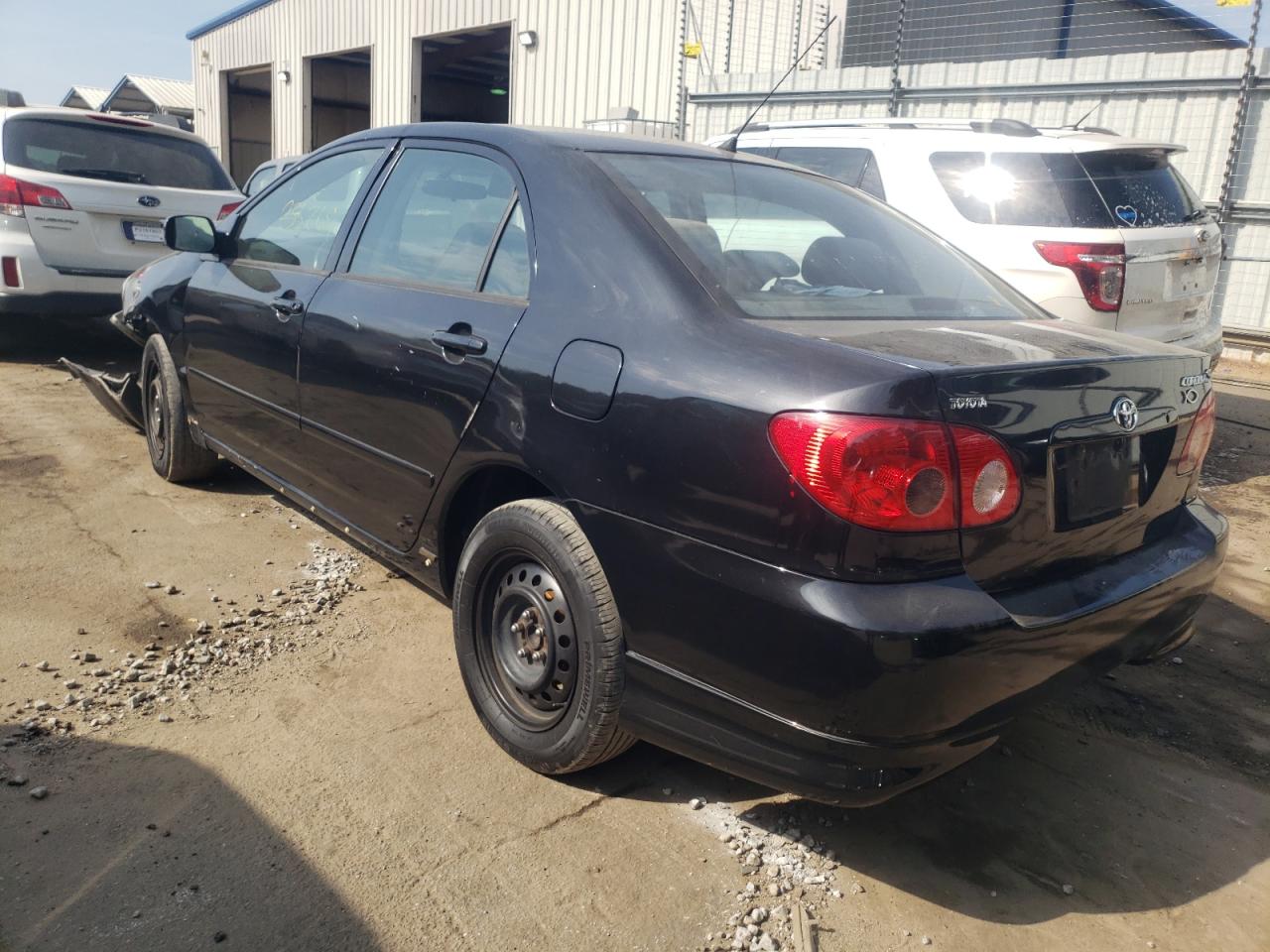 Photo 3 from auction – 2005 TOYOTA COROLLA CE with VIN 2T1BR32E05C462869