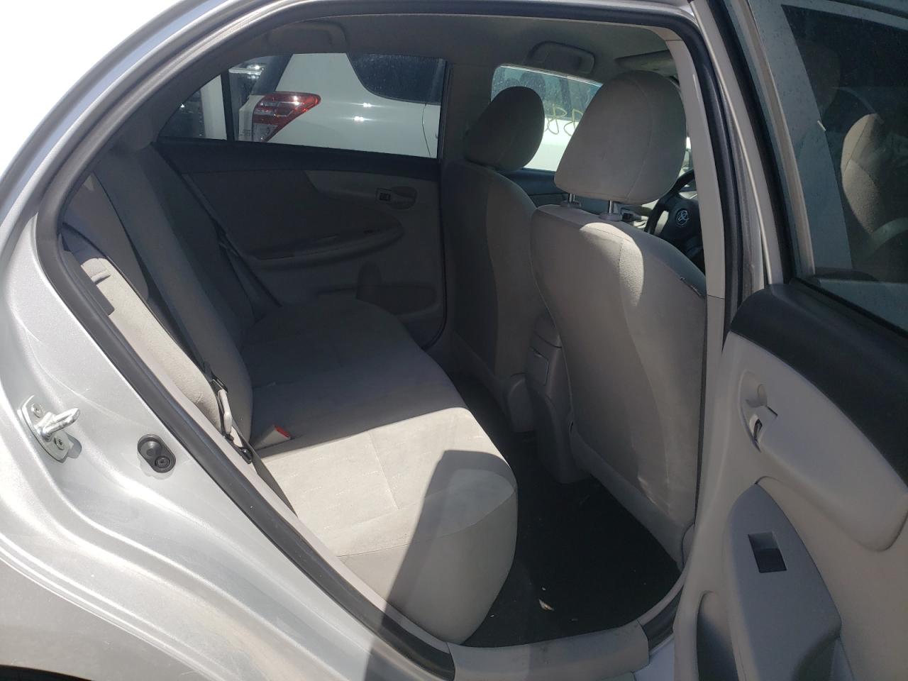 Photo 18 from auction – 2013 TOYOTA COROLLA BA with VIN 5YFBU4EE7DP201737