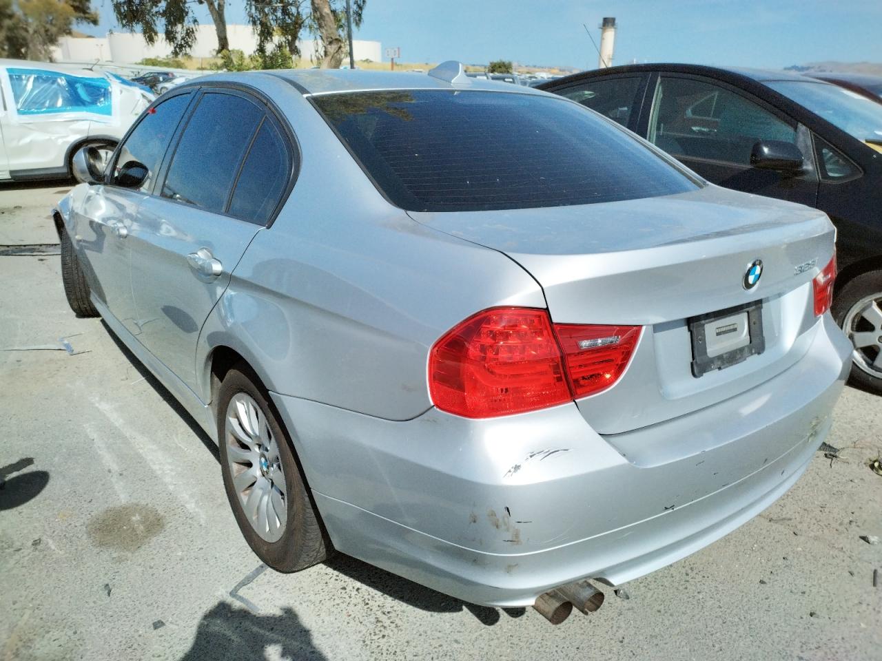 Photo 3 from auction – 2009 BMW 328 I SULE with VIN WBAPH53599A434708