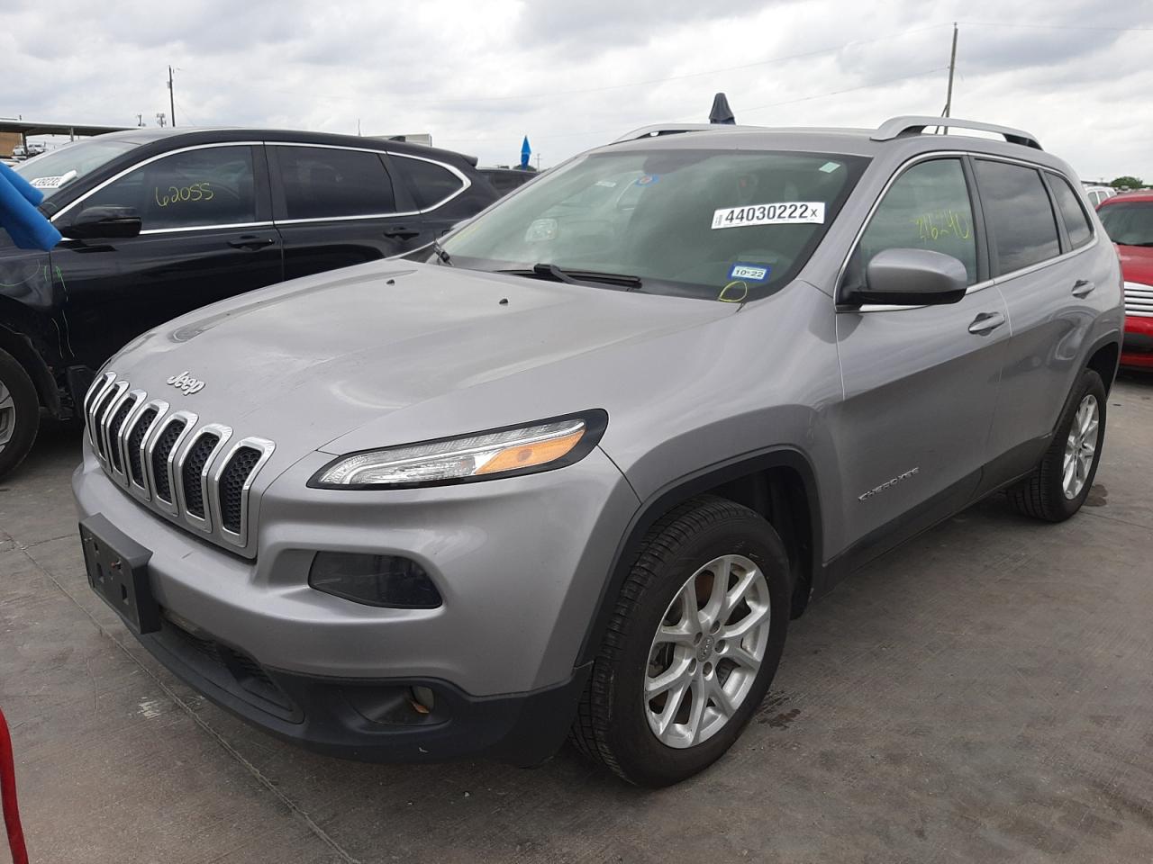 Photo 2 from auction – 2018 JEEP CHEROKEE L with VIN 1C4PJLCB1JD553552
