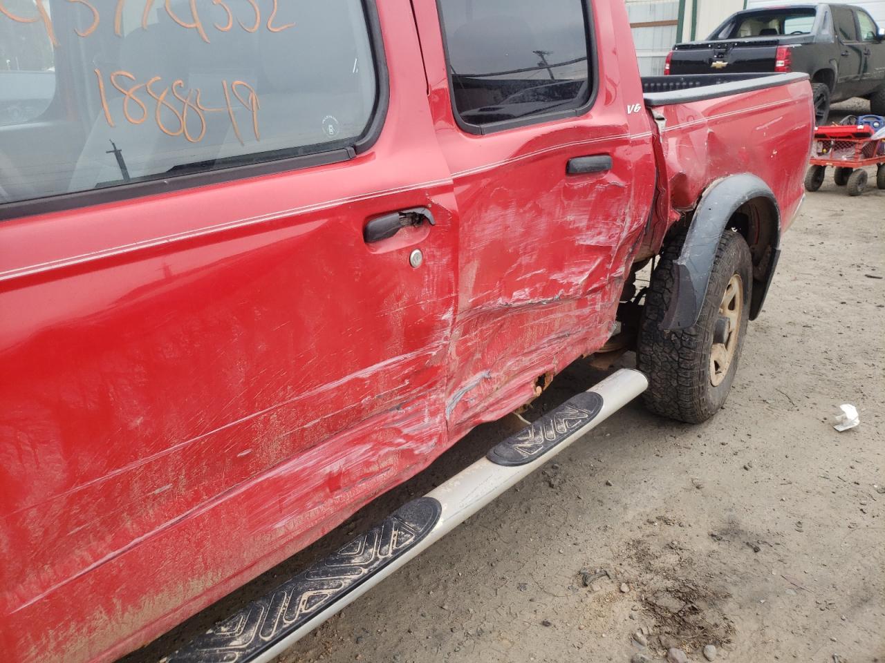 Photo 9 from auction – 2000 NISSAN FRONTIER C with VIN 1N6ED27T1YC347074