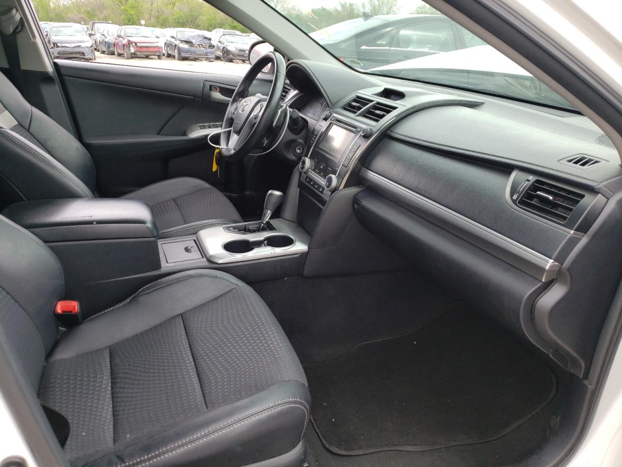 Photo 5 from auction – 2013 TOYOTA CAMRY L with VIN 4T1BF1FK1DU688980