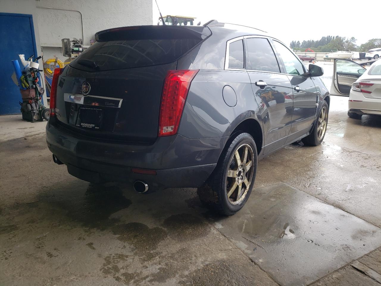 Photo 4 from auction – 2010 CADILLAC SRX PERFOR with VIN 3GYFNEEY4AS650882