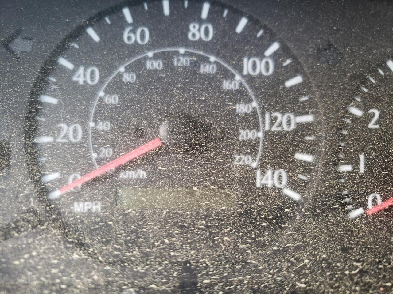 Photo 8 from auction – 2000 TOYOTA CAMRY SOLA with VIN 2T1CF22P2YC359286