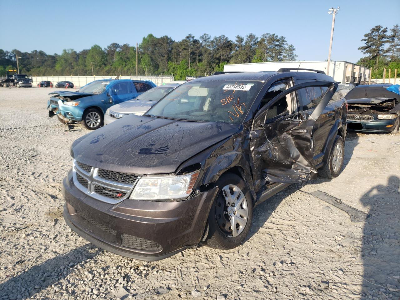 Photo 2 from auction – 2017 DODGE JOURNEY SE with VIN 3C4PDCAB0HT560815
