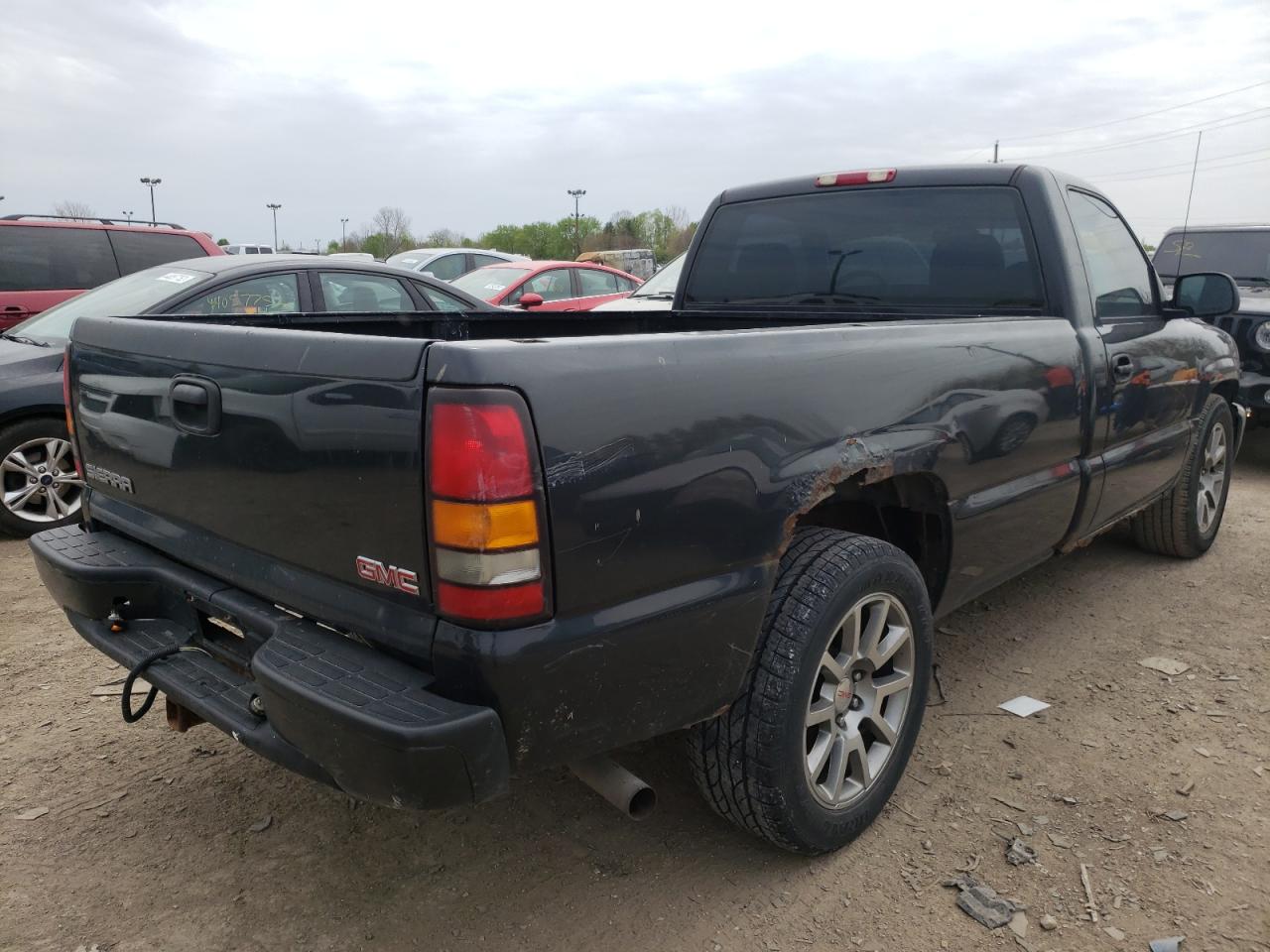 Photo 4 from auction – 2004 GMC NEW SIERRA with VIN 1GTEC14X64Z282432