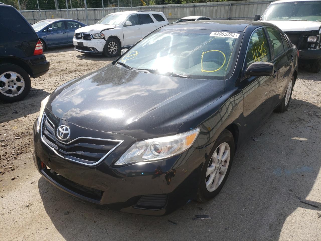 Photo 2 from auction – 2010 TOYOTA CAMRY BASE with VIN 4T1BF3EK5AU040311