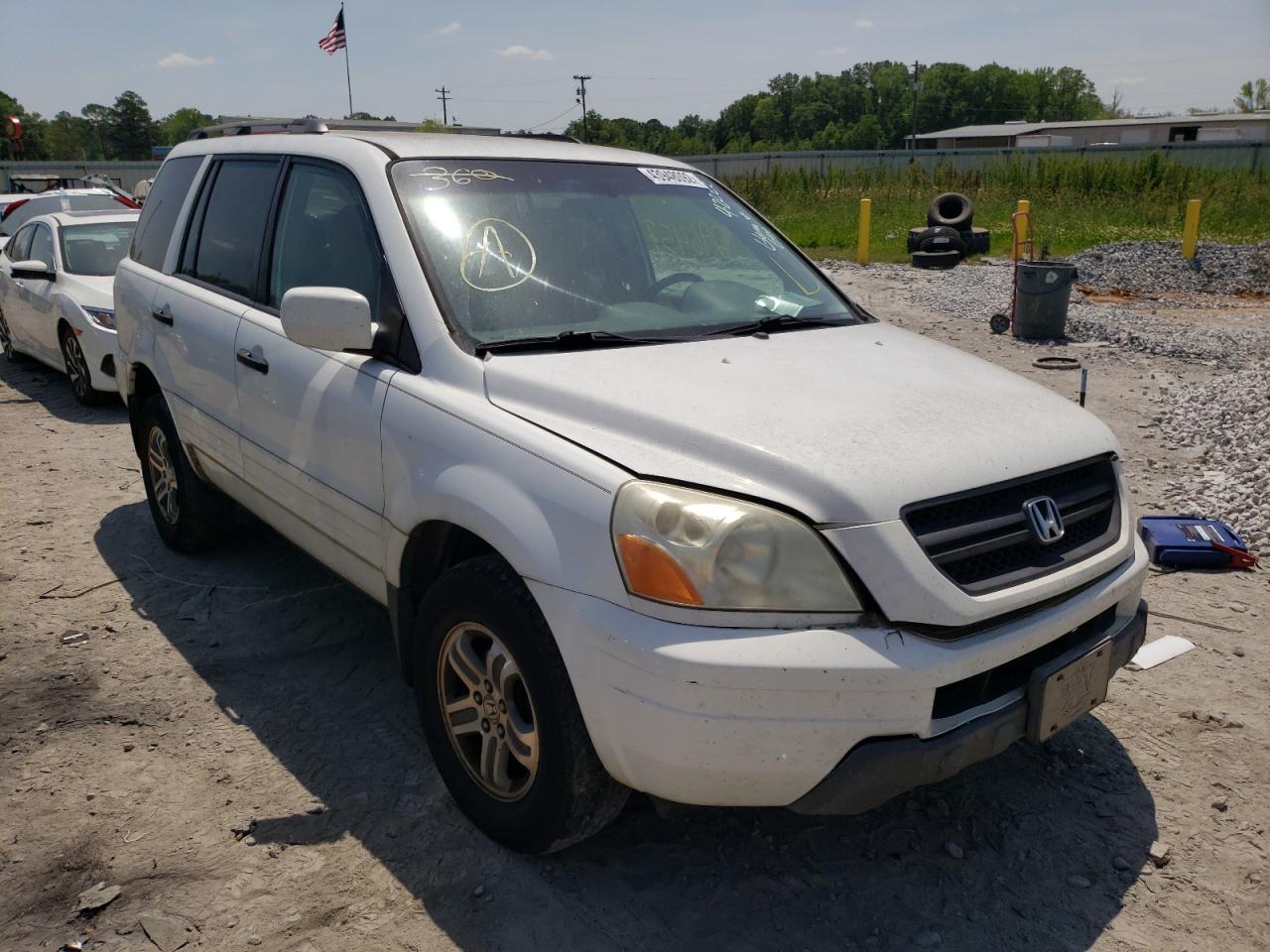 HONDA PILOT EX 2005 with VIN 5FNYF18485B014493 - Photo from auction