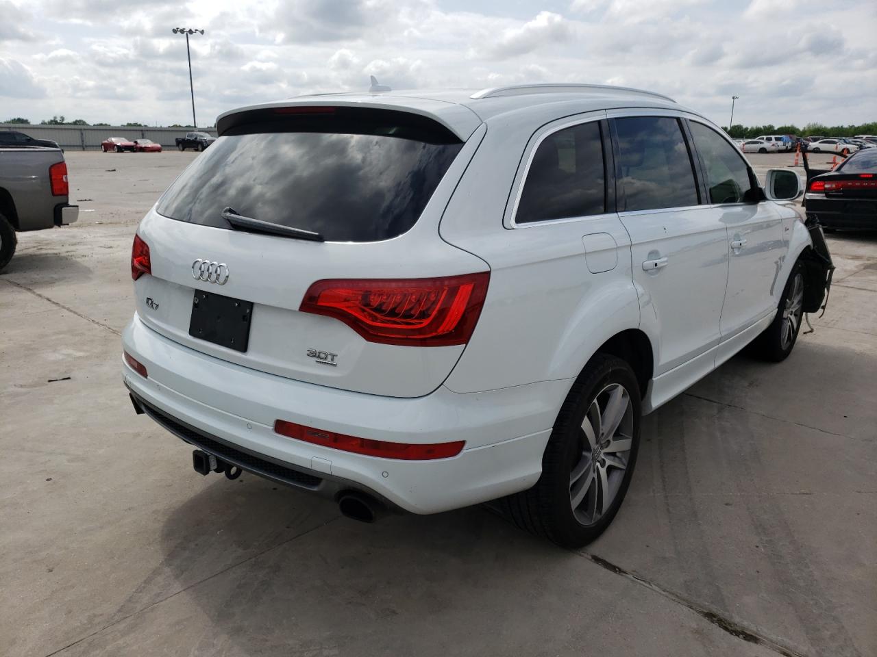 Photo 4 from auction – 2014 AUDI Q7 PRESTIG with VIN WA1DGAFE9ED004838