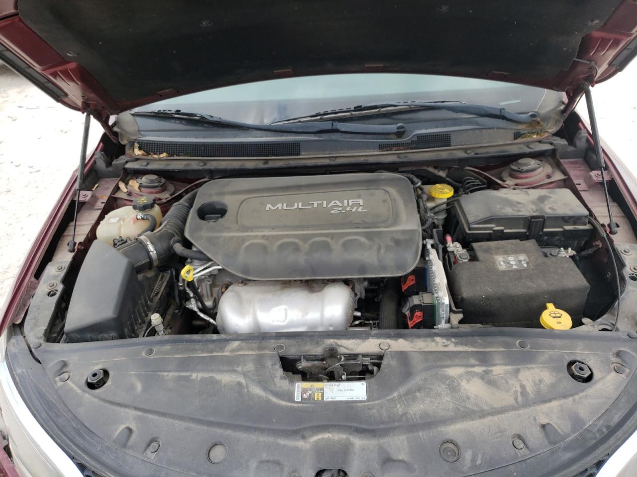Photo 12 from auction – 2015 CHRYSLER 200 LIMITE with VIN 1C3CCCAB8FN639765