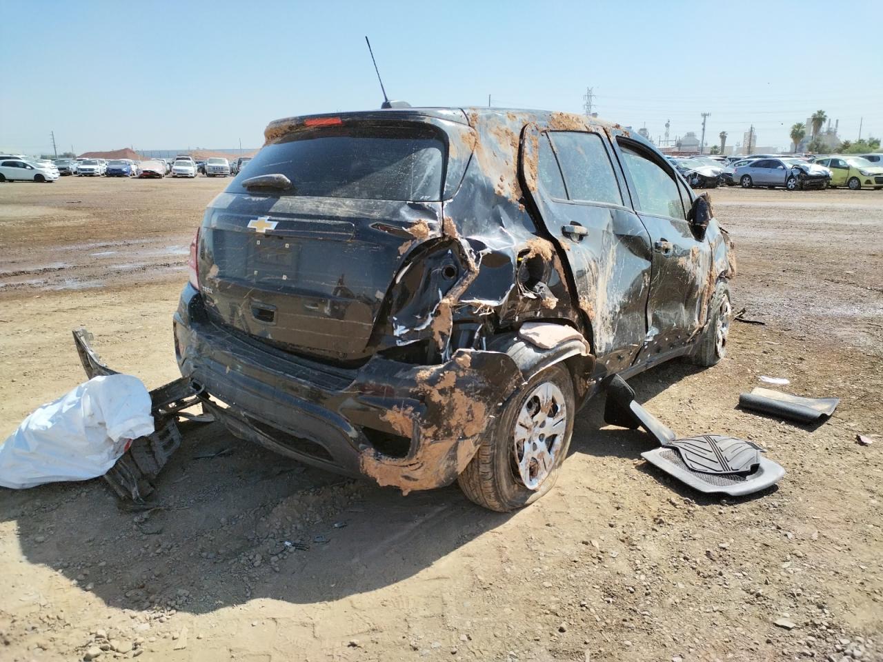 Photo 4 from auction – 2018 CHEVROLET TRAX LS with VIN 3GNCJKSB4JL370948