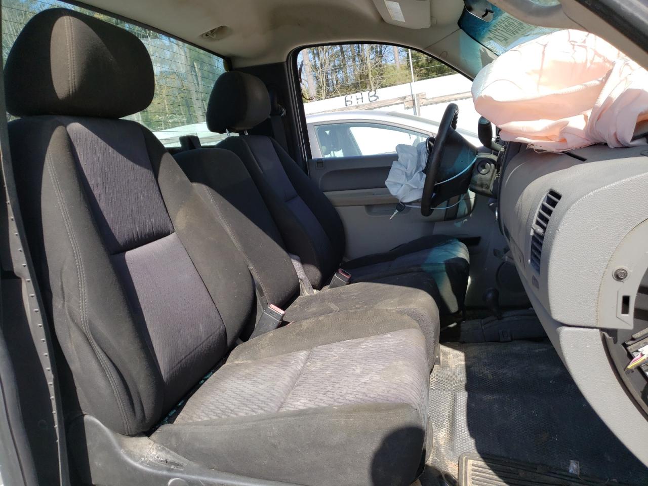 Photo 6 from auction – 2010 CHEVROLET SILVERADO with VIN 1GC3KVBG1AF128776