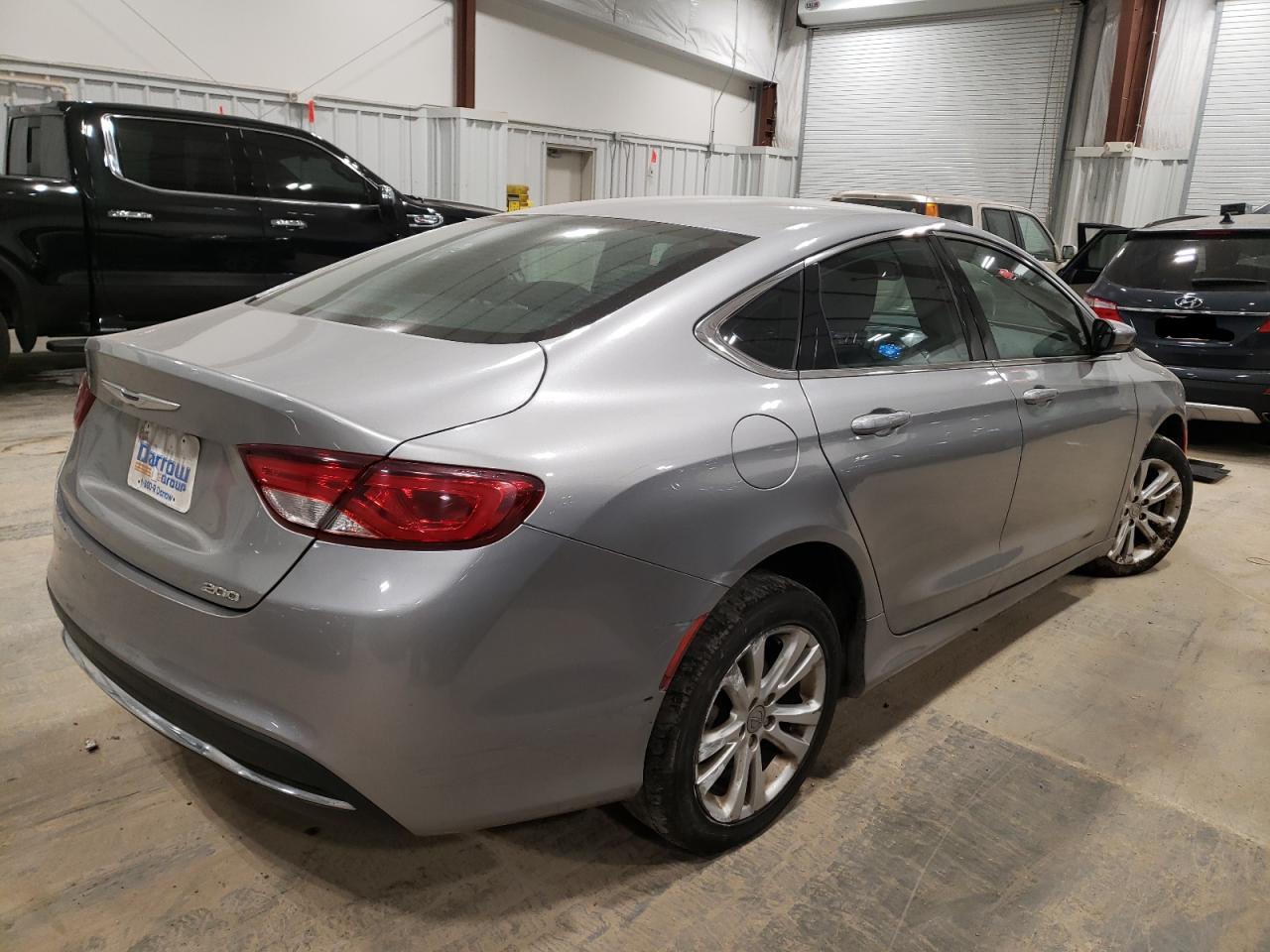 Photo 4 from auction – 2015 CHRYSLER 200 LIMITE with VIN 1C3CCCAB4FN691376