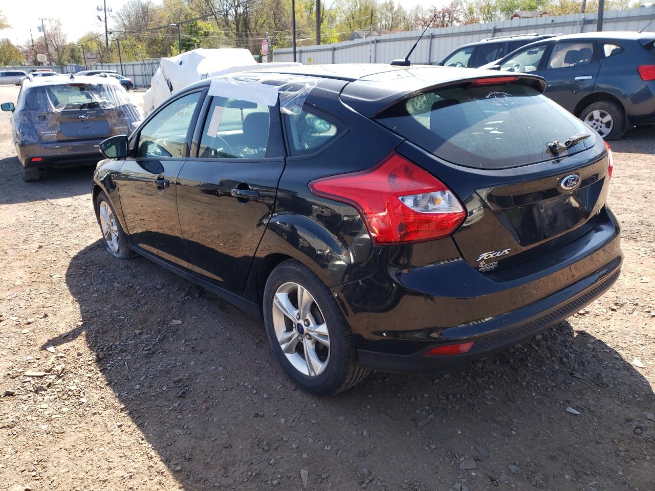 Photo 3 from auction – 2014 FORD FOCUS SE with VIN 1FADP3K26EL316236