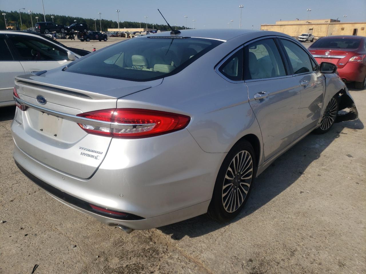 Photo 4 from auction – 2018 FORD FUSION TIT with VIN 3FA6P0RU1JR246705