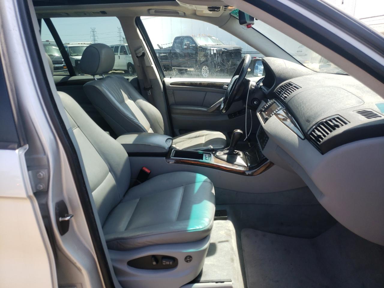 Photo 5 from auction – 2005 BMW X5 3.0I with VIN 5UXFA13565LY12055