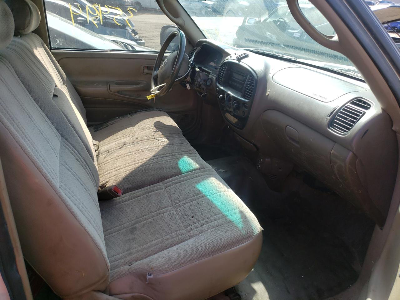 Photo 5 from auction – 2004 TOYOTA TUNDRA with VIN 5TBJN32124S441329