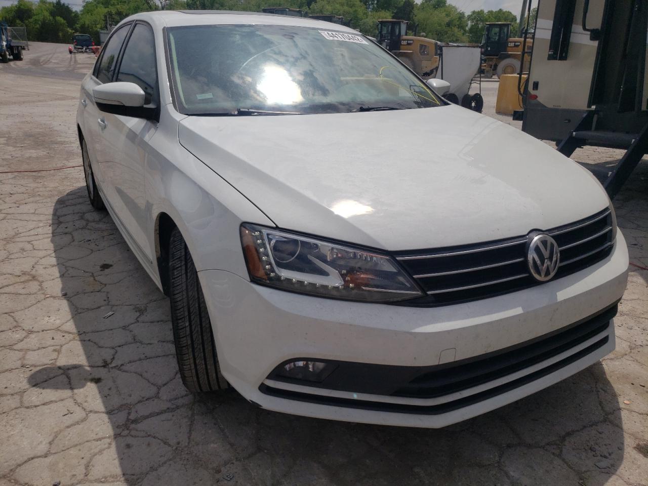 VOLKSWAGEN JETTA SEL 2017 with VIN 3VWL17AJXHM216034 - Photo from auction