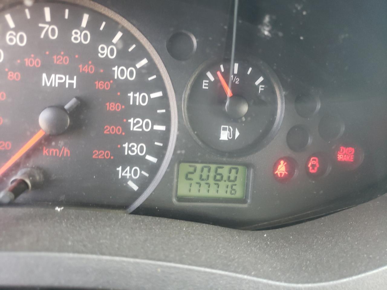 Photo 8 from auction – 2007 FORD FOCUS ZX5 with VIN 1FAHP37N77W201540