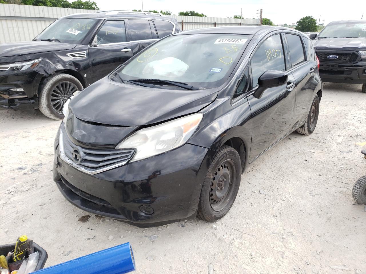Photo 2 from auction – 2015 NISSAN VERSA NOTE with VIN 3N1CE2CP3FL379982