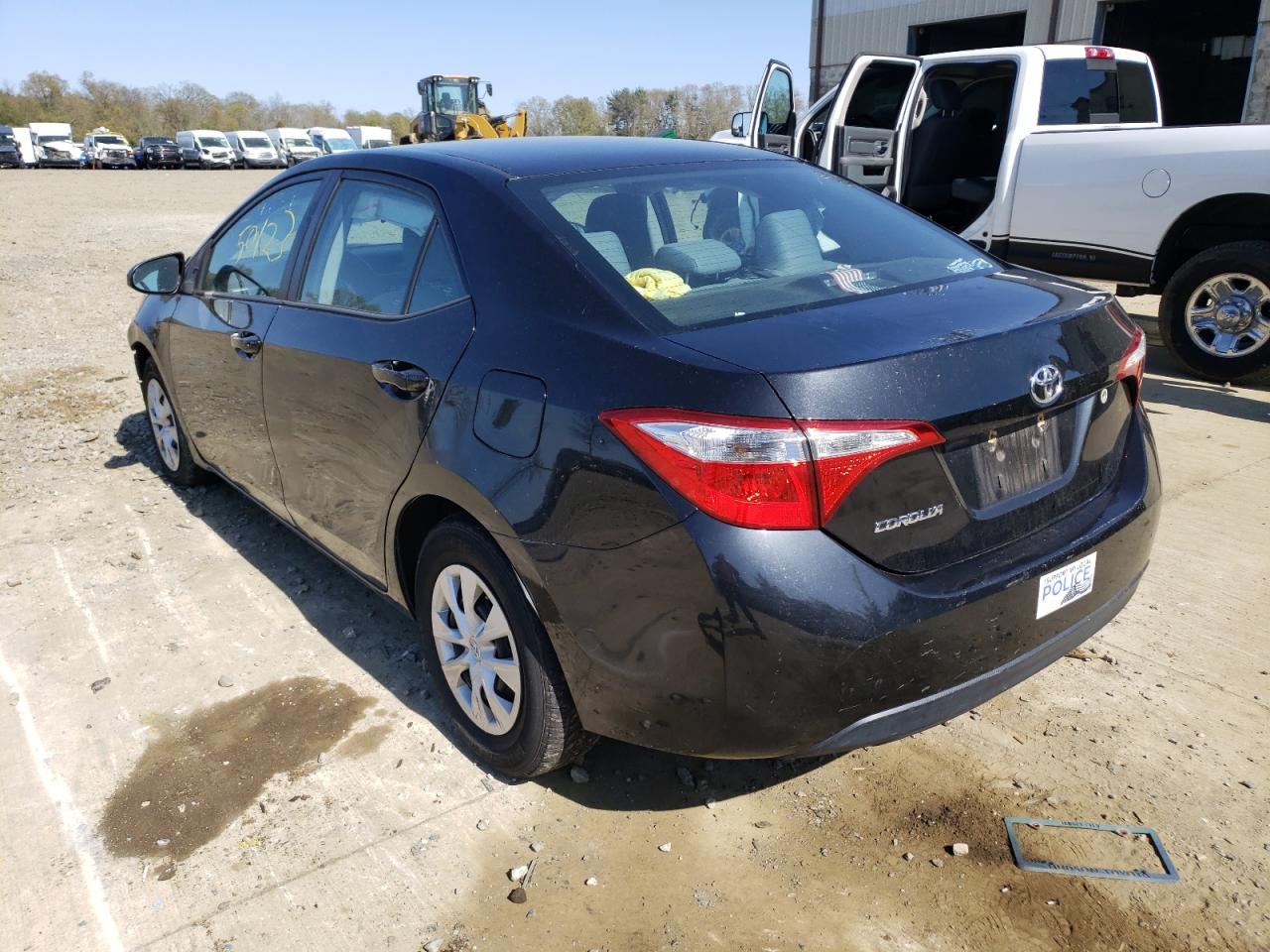 Photo 3 from auction – 2015 TOYOTA CAROLLA with VIN 2T1BURHE3FC235685