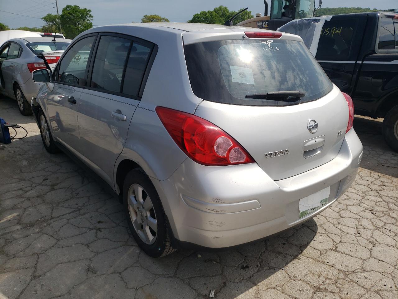 Photo 3 from auction – 2008 NISSAN VERSA S with VIN 3N1BC13E38L443550