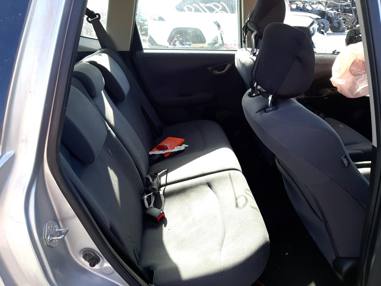 Photo 6 from auction – 2013 HONDA FIT with VIN JHMGE8H37DC078906