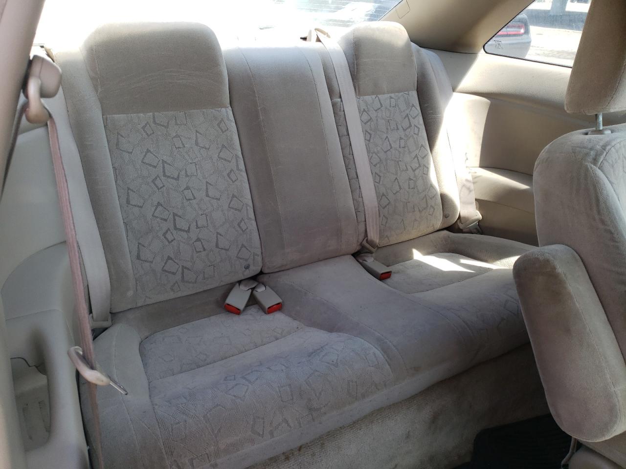 Photo 6 from auction – 2002 HONDA CIVIC EX with VIN 1HGEM229X2L066737