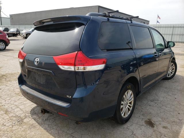 Photo 4 from auction – 2012 TOYOTA SIENNA XLE with VIN 5TDYK3DCXCS199708